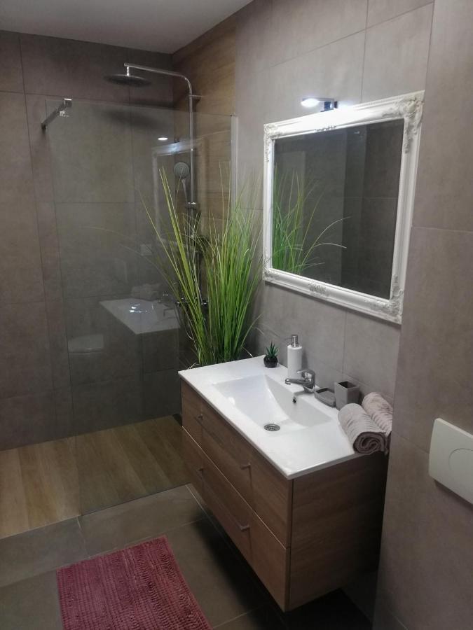 Apartmani Mistral Makarska Luaran gambar